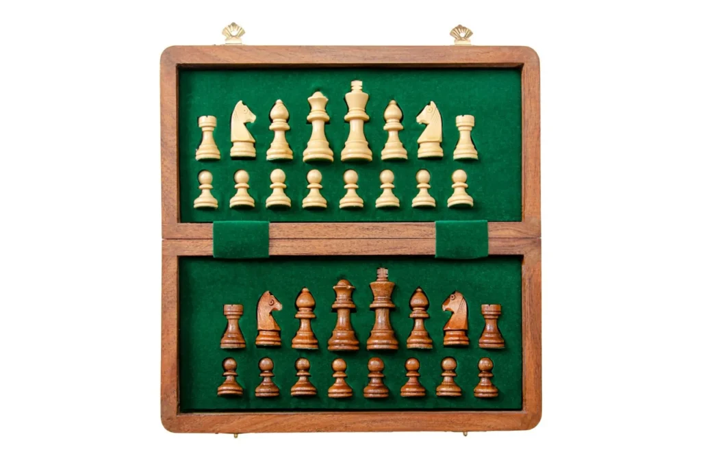 10″ Folding wood Magnetic Chess