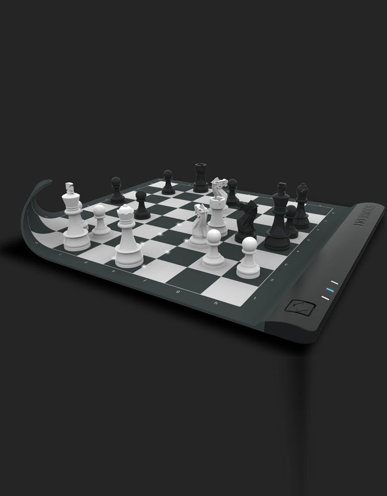 Square Off Pro Chess Computer