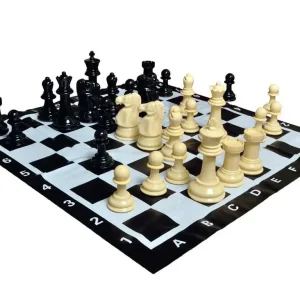 8" Plastic Garden Chess Set
