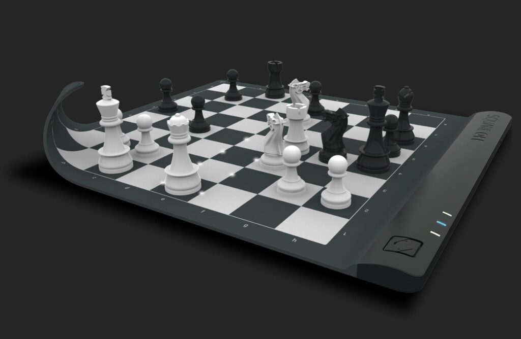 Square Off Pro Chess Computer