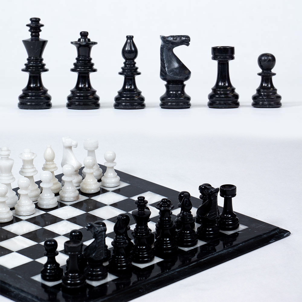 16″ Black and White Luxury Marble Chess Set